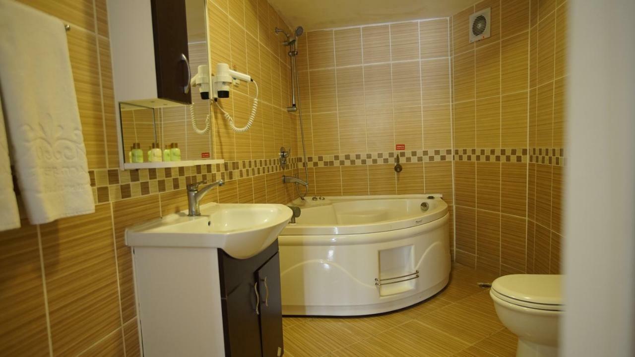 بولو Sarot Thermal Vadi Tatil Koyu - Halal Hotel المظهر الخارجي الصورة